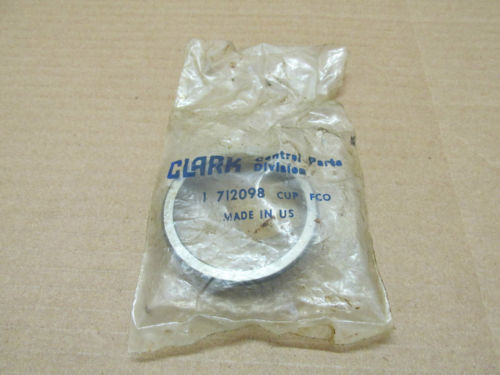 NIB Clark Torrington 712098 Tapered Race / Cup LM48510 Roller Bearing Cone NEW