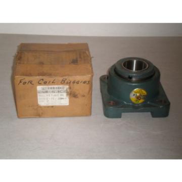 New! Precision E Bearings E-FB-200-4 Tapered Roller Bearing 2&#034; 4-B Flange BRG